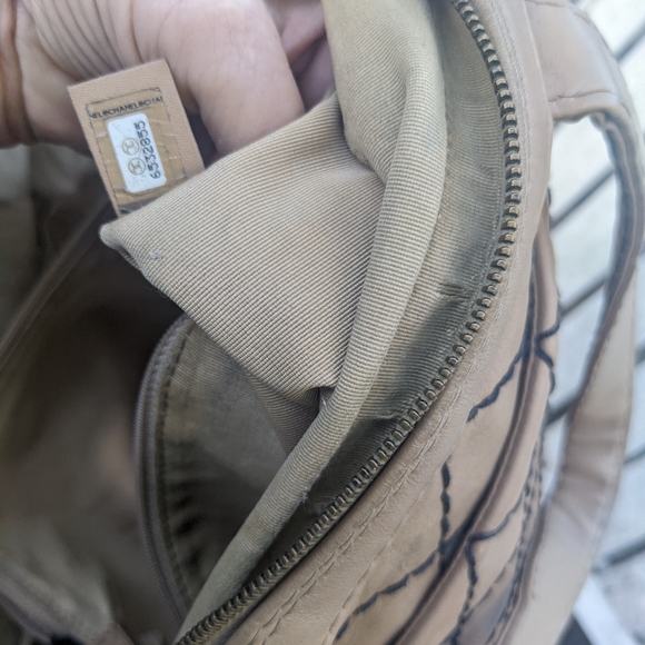 Chanel vintage Surpique handbag - Picture 13 of 17